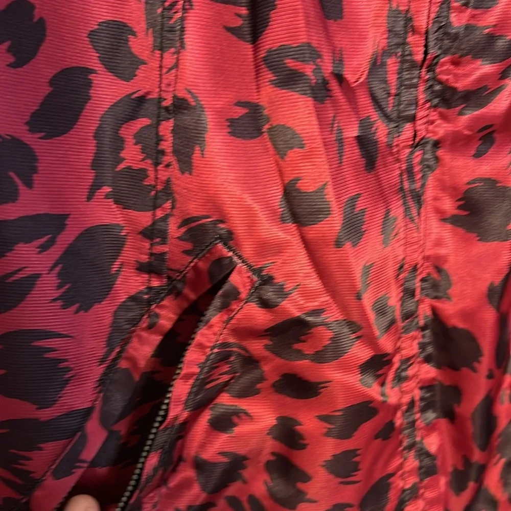 Weekends by Chico lightweight jacket Size 1 (Small) Dark Red/Black  Print 533 - Picture 4 of 7